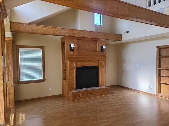 2nd image of 5119 Forest Ave
