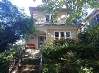 946 20th Ave E, Seattle, WA 98112