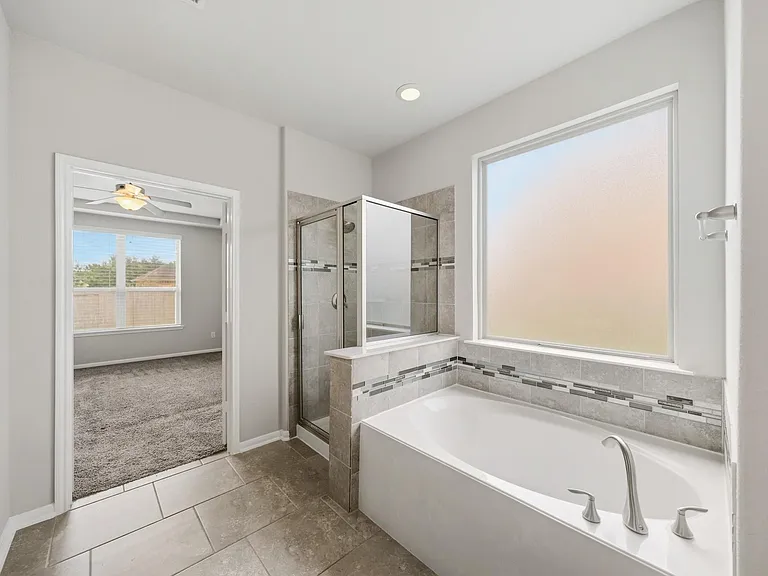 223 Auburn Shores Ct — Photo 16