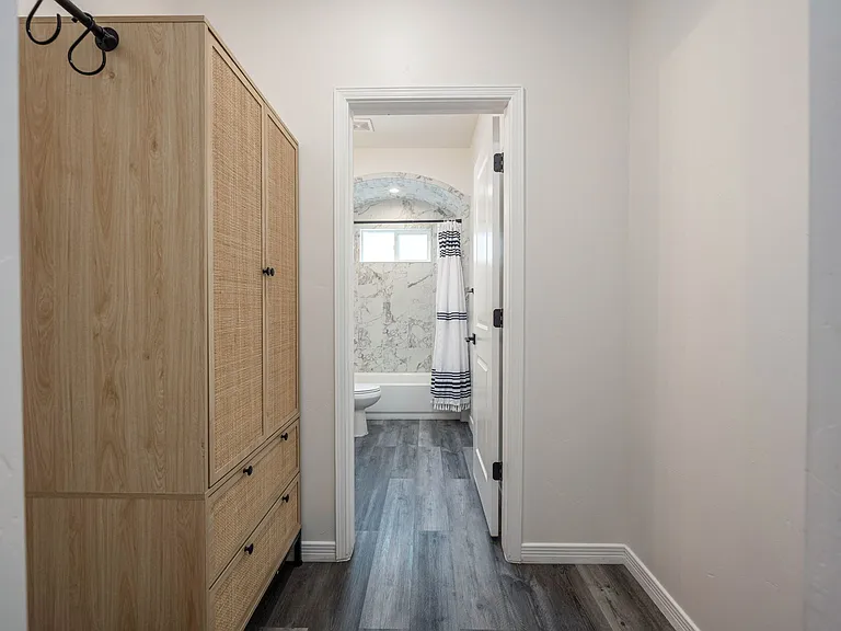 6041 Arosa St — Photo 12