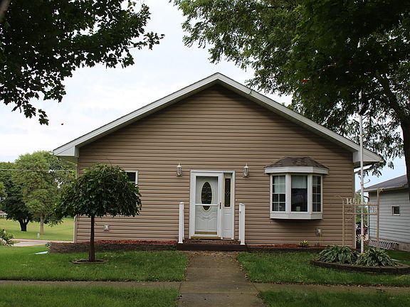 2nd image of 310 Ward St