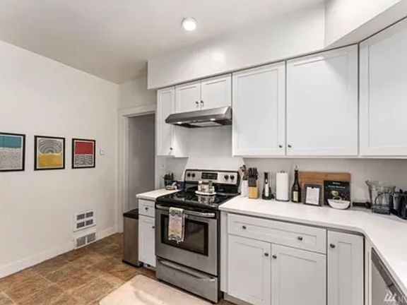 4th image of 1428 16th Ave APT 1
