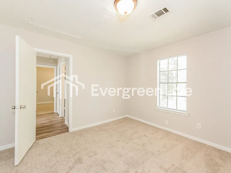 1078 Forest Path — Photo 13
