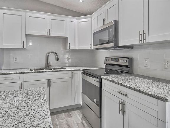 4th image of 4608 E Yukon St