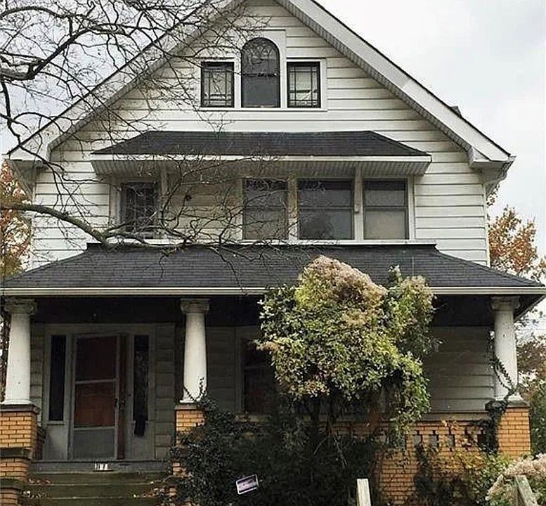1st image of 1842 Mannering Rd