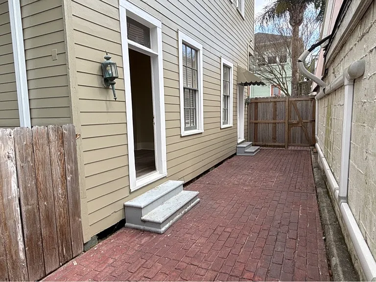 1618 Philip St — Photo 21