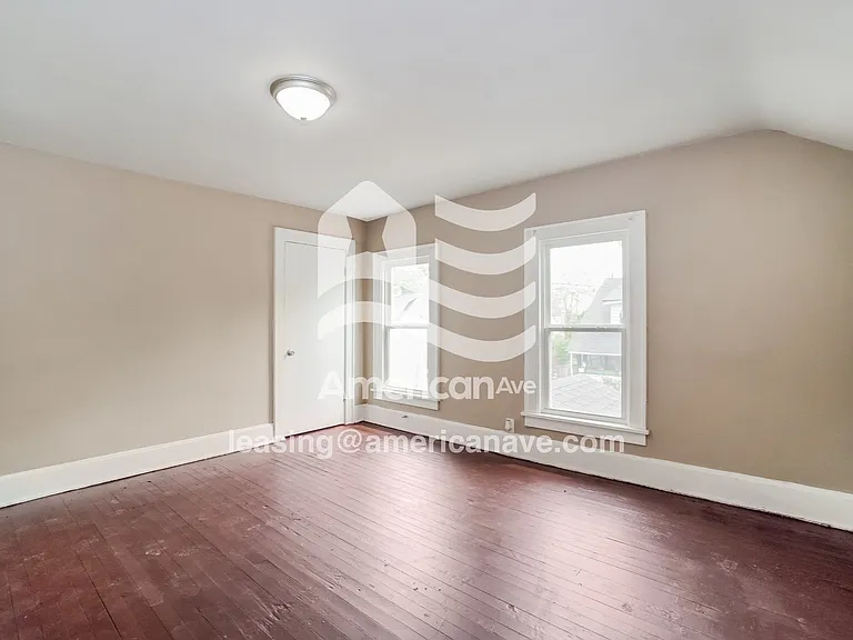 636971_009_main_bedroom_10.jpg