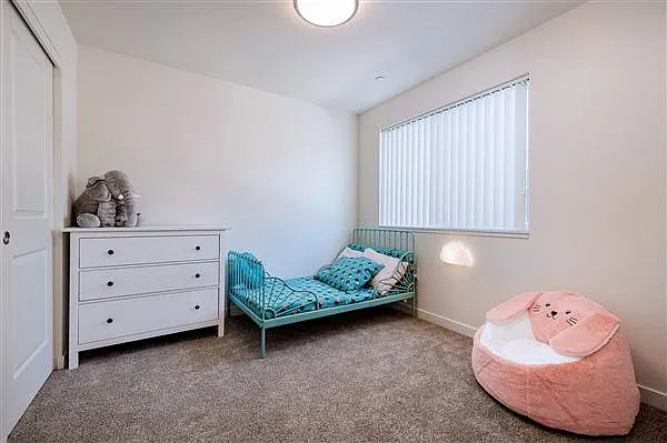 Juniper Apartments — Photo 3