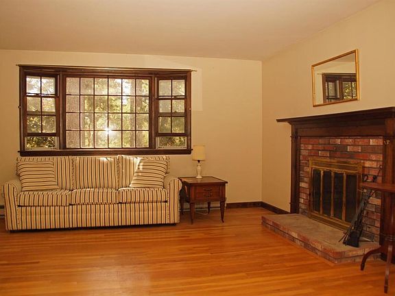 4th image of 16 Old Chatham Road