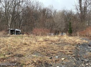 546 River Rd, Schodack Landing, NY 12156