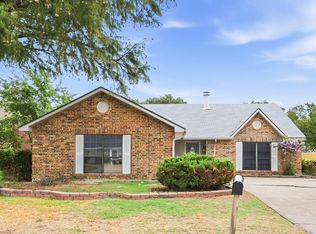 3207 Wintersmith Dr, Arlington, TX 76014