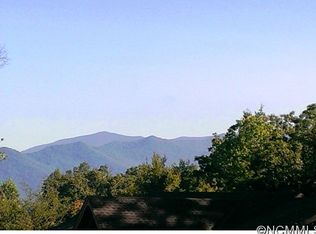 93 Old Lafayette Ln, Black Mountain, NC 28711