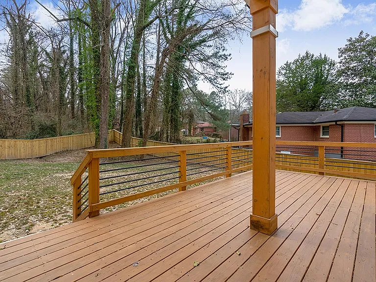 243 Oakcliff Ct NW — Photo 23