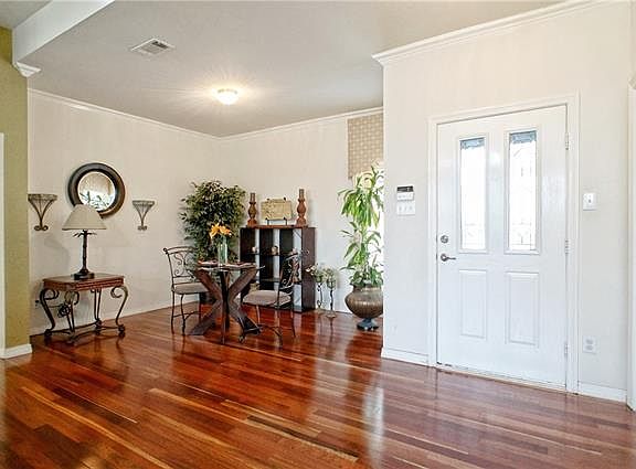 5th image of 506 Branchwood Dr