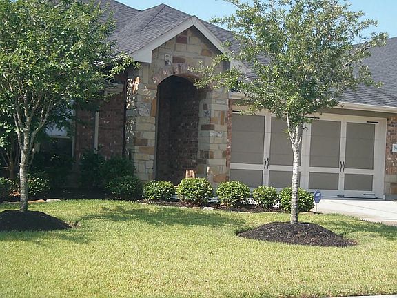 3rd image of 3611 Canton Hills Ln