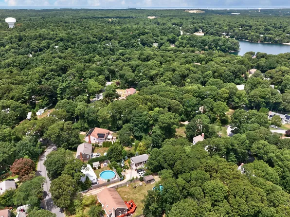 25 Deepwood Drive, Waquoit, MA 02536