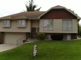 6827 S 73rd Ave, Ralston, NE 68127