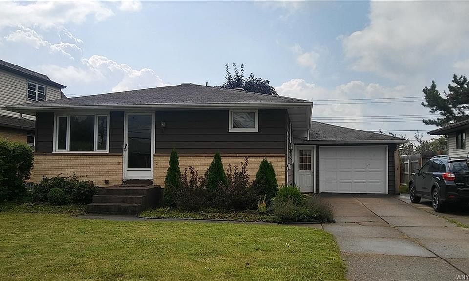 1st image of 205 Crandon Blvd