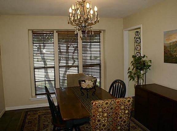 4th image of 2709 Glen Forest Ln