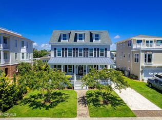 1513 Front St, Beaufort, NC 28516