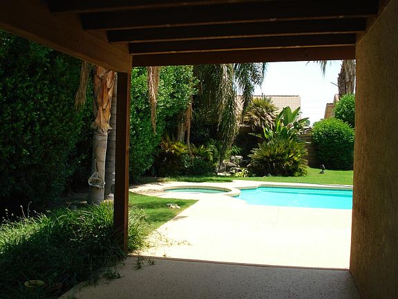 covered patio/gas outlet BBQ