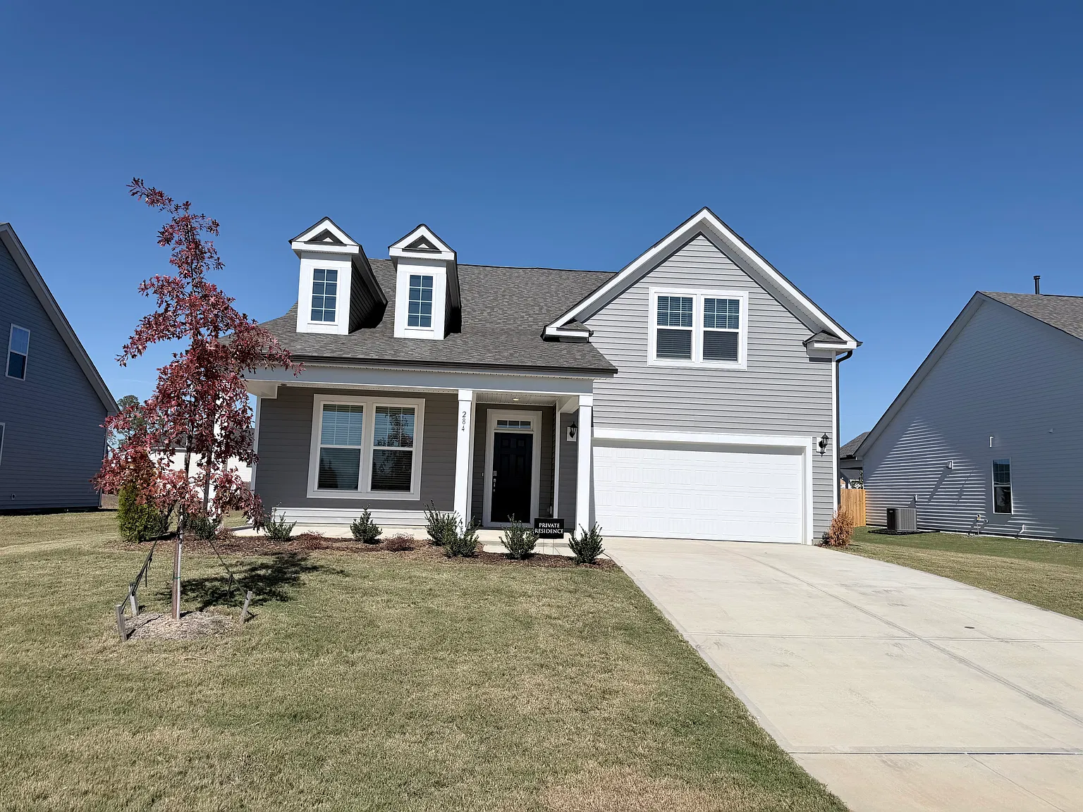 4 bed, 2375 sqft, $2,500 — Photo 1