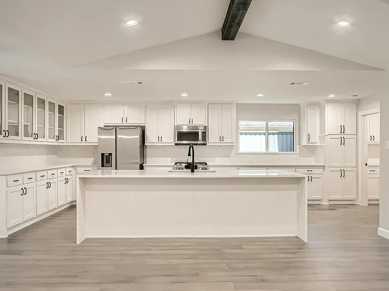 7323 Whispering Pines Dr — Photo 12