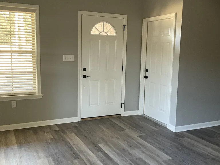 5516 Faucett Rd #B — Photo 14