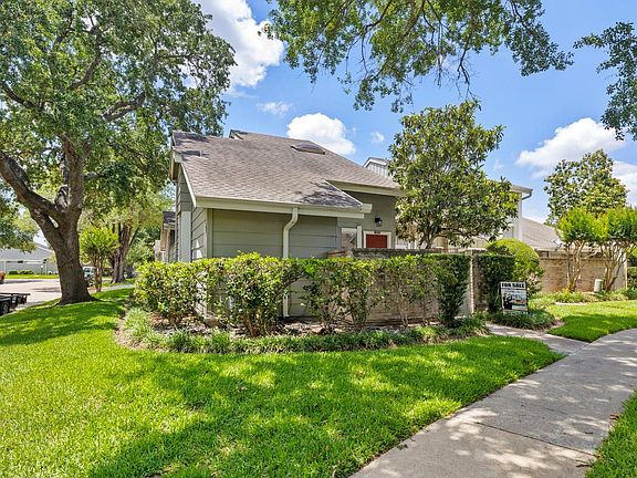 2nd image of 13002 Greenway Chase Ct