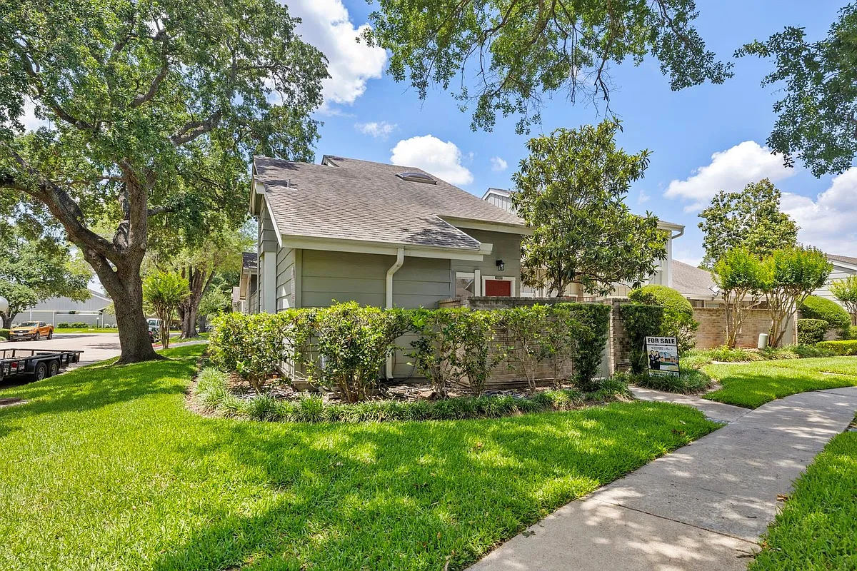Building Photo - 13002 Greenway Chase Ct