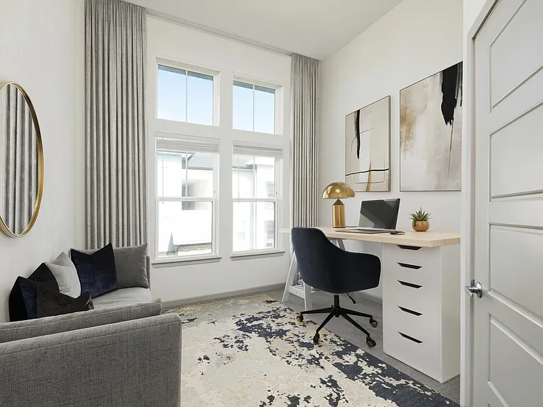 Home Office at Cottonwood Clermont