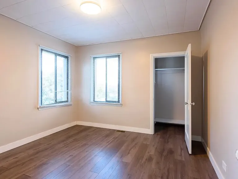 4525 Knight St #8 — Photo 8