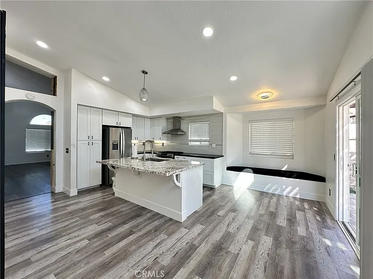 22841 Brompton St — Photo 10