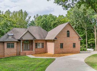 413 Holiday Way, Cadiz, KY 42211