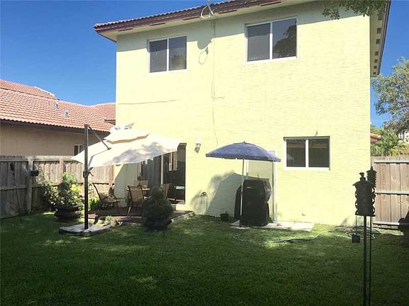 3rd image of 1000 NE 41st Ave