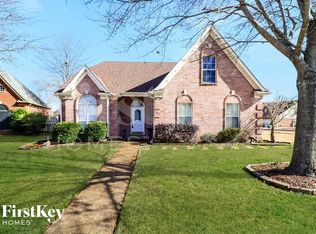 5332 Milton Ridge Dr, Arlington, TN 38002