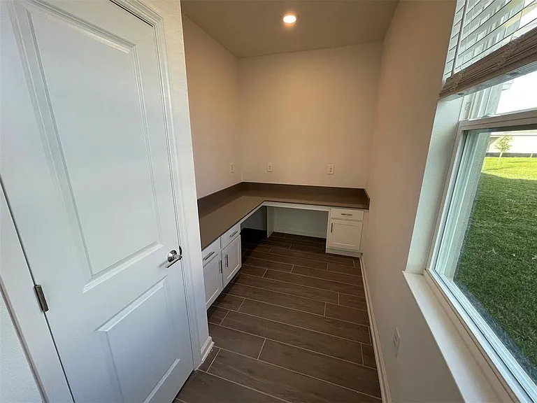 10163 Salt Point Dr — Photo 17
