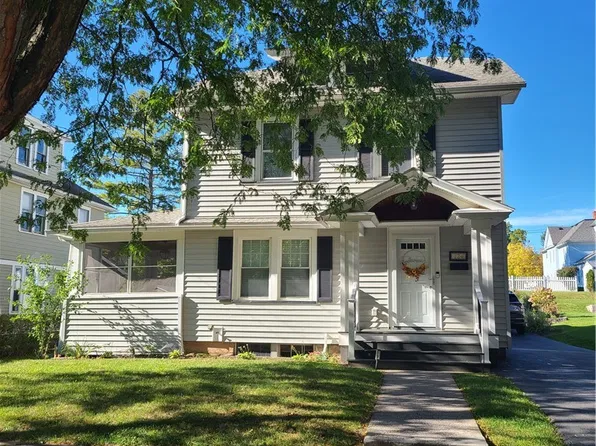 124 Park Ave, Canandaigua, NY 14424