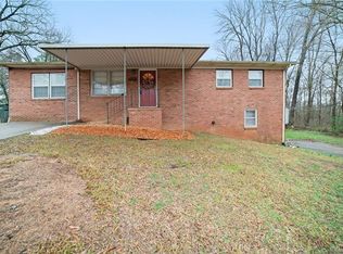 204 White St NW, Concord, NC 28027