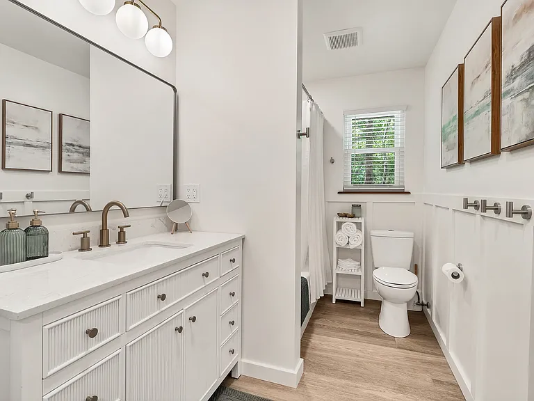 201 S Hobbs Rd #1B — Photo 7