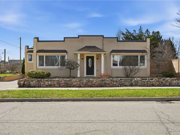 56 King St, Halton Hills, ON L7G 2G4