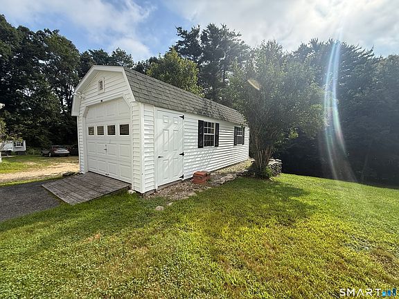 4th image of 133 Church Street