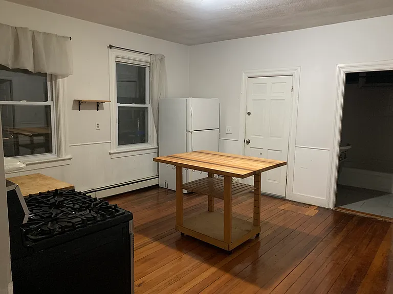 594 Wickenden St #1 — Photo 14