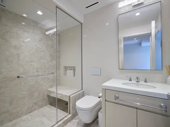 870 5th Avenue image 22 of 27