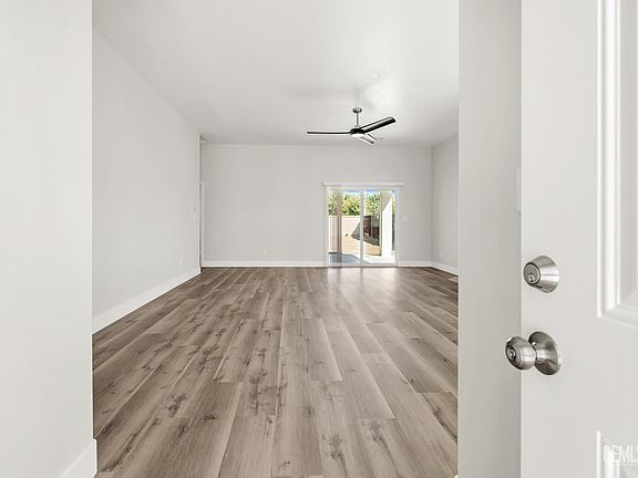 5th image of 2020 Ironbark St