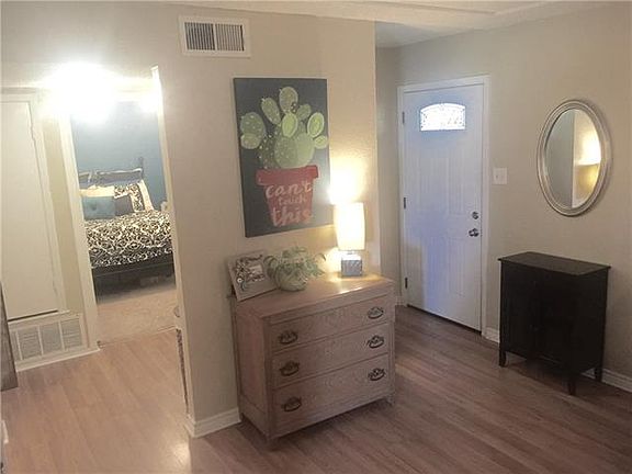 2nd image of 212 Southside Dr