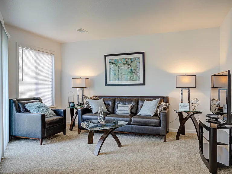 Heather Ridge Apartments — Photo 18