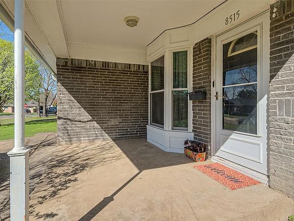 4th image of 8515 Graywood Dr