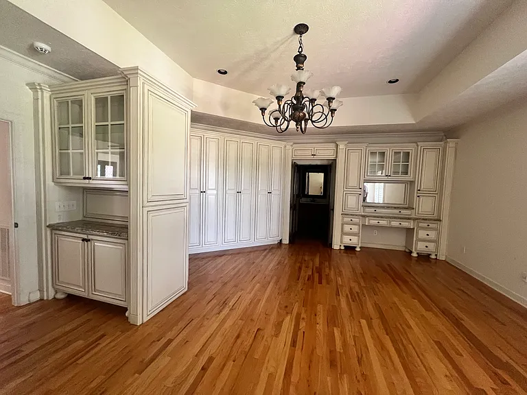 3203 Tifton Ln — Photo 16