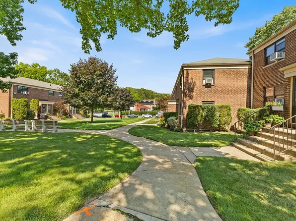 7624 Springfield Blvd #147B1, Oakland Gardens, NY 11364